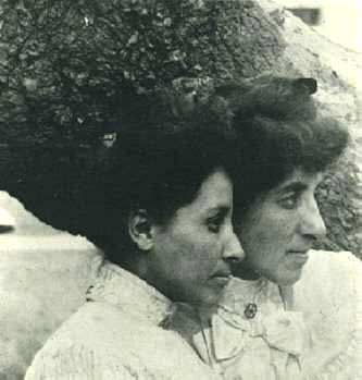 Rosa and Luisa Villa